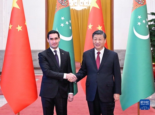 President Xi meets with President of Turkmenistan.jpg